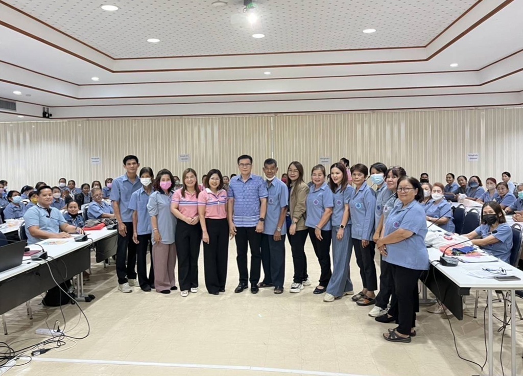 เทศบาลตำบลเขาพระยาเดินธง อบรมพัฒนาศักยภาพ อสม. ส่งเสริมตั้งครรภ์และเกิดอย่างมีคุณภาพ