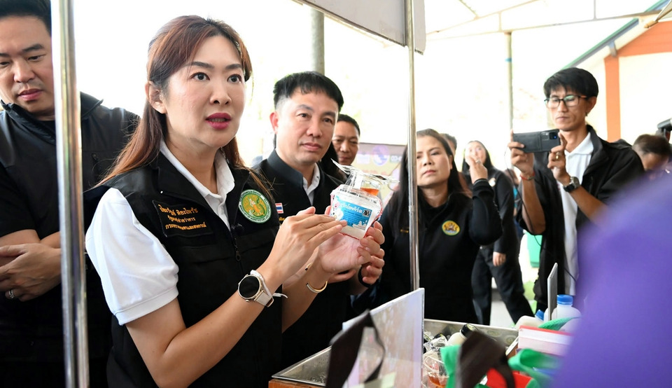 "รมช.ปิยะรัฐชย์" สั่งเร่งช่วยสหกรณ์โคนม อัดกู้ดอกเบี้ยต่ำ 350 ล. แก้ปัญหา อ.ส.ค.ค้างจ่ายค่าน้ำนมดิบ