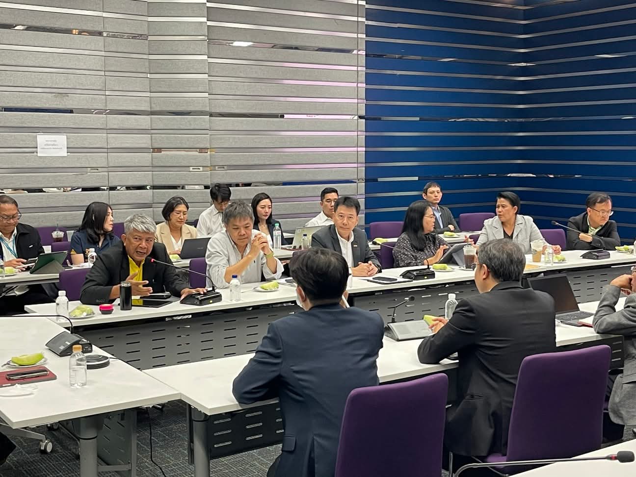 2สมาคมประกันฯร่วมคปภ.ประชุมคณะทำงานโครงการOpen Insurance นัดที่ 3  เผยคืบหน้าผลการพิจารณา Use Case และกรอบเวลาเบื้องต้นแลกเปลี่ยนข้อมูลภาคธุรกิจ