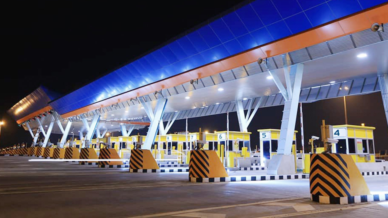 สรุปยอดวิ่งฟรีมอเตอร์เวย์ 2 สาย 4.8 ล้านคัน เสียรายได้ 175 ล้าน