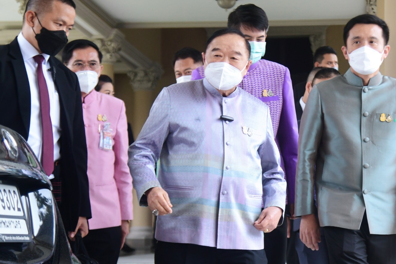 “บิ๊กป้อม” แจงมี กม.ปกติรองรับหลังยกเลิก พรก.ฉุกเฉิน “ปัดโธ่” ใส่สื่อ เชื่อม็อบเคลื่อนไหว 30 ก.ย.ไม่มีอะไร
