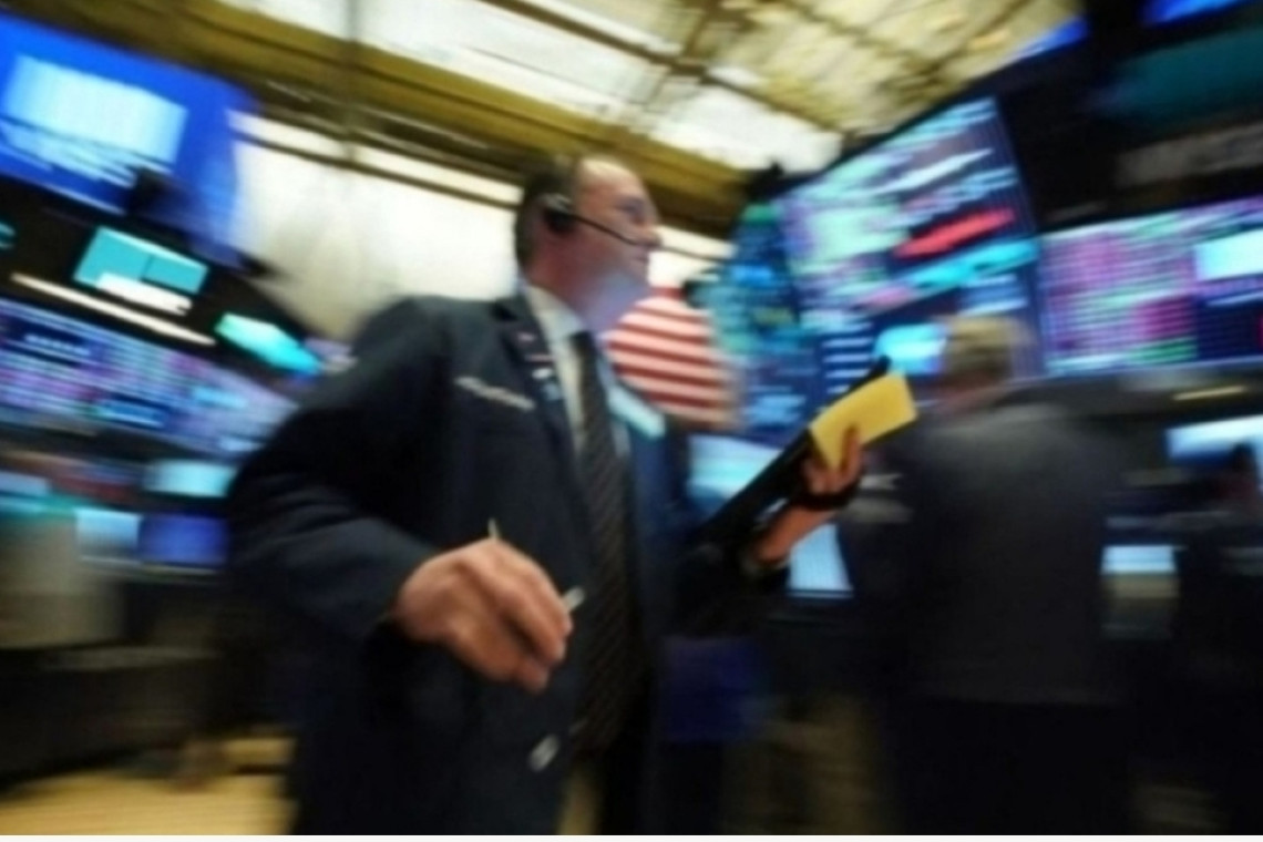 ดัชนีดาวโจนส์ตลาดหุ้นนิวยอร์ก ลดลง 42.77 จุด