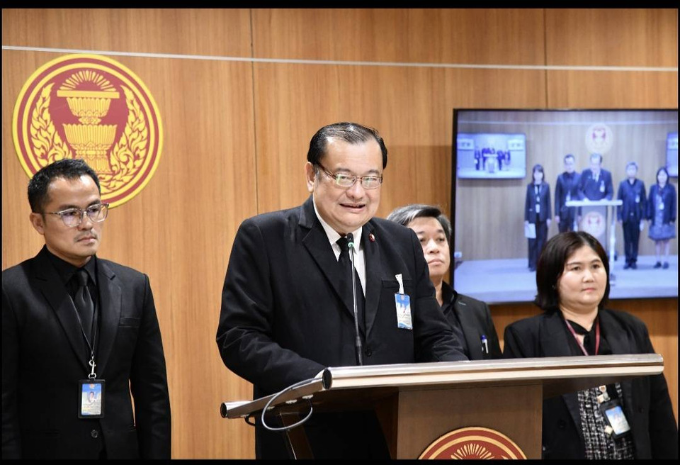สภาฯ แจงด่วน! ปม 2 กมธ. แท็กทีมบี้โครงการ 'TH-AI Passport' ยันรองประธานฯ แค่รับทราบ ไม่ได้สั่งไฟเขียวประชุมร่วม ลั่นไม่ผิดเคยทำมาแล้ว 