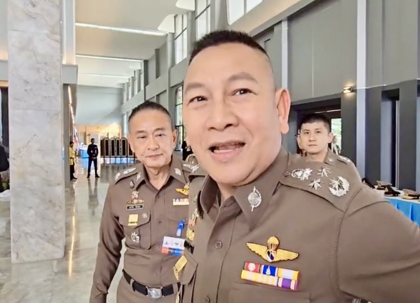 "บิ๊กต่าย" ลั่นไม่คิด ถูกเช็คบิล หลัง "บิ๊กโจ๊ก" จ่อยื่นปปช. ยันไม่เคยคิดนั่ง "ผบ.ตร."  ไม่หวั่นตายเดี่ยว 