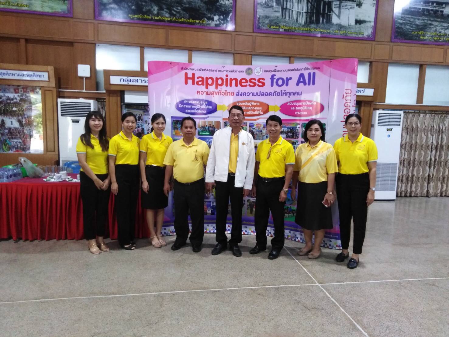 ขนส่งสุรินทร์จัดโครงการ“นักเรียนรุ่นใหม่ มีใบขับขี่”สร้างจิตสำนึกความปลอดภัย 