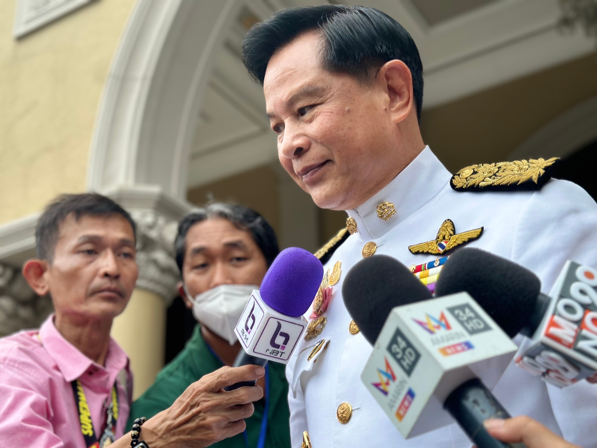 “พีระพันธุ์” รับสนองพระบรมราโชวาท พัฒนาบ้านเมือง เผย เตรียมออกมาตรการช่วยเหลือ ปชช.เรื่องพลังงาน