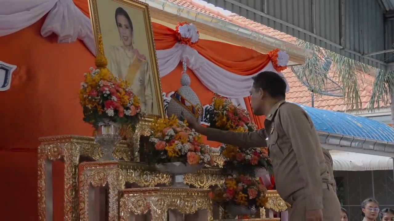 ศูนย์การศึกษาพิเศษจังหวัดสระบุรีทำพิธีมอบทุนมูลนิธิคุณพุ่มสนับสนุนการศึกษา 125 ทุน
