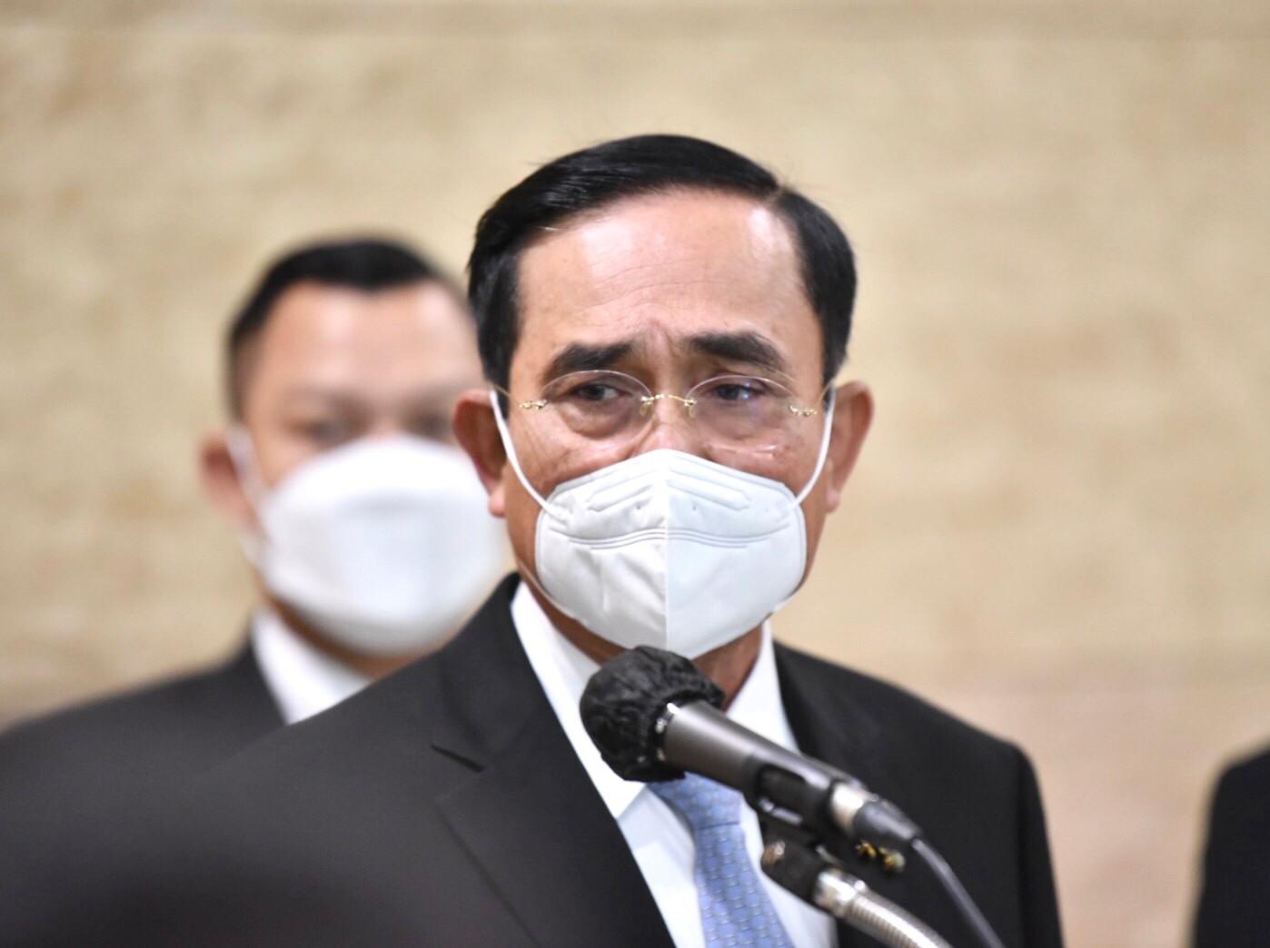 "นายกฯ" ย้ำผู้ป่วยโควิดทุกสิทธิ์-ทุกระดับอาการ ต้องเข้าถึงการรักษา