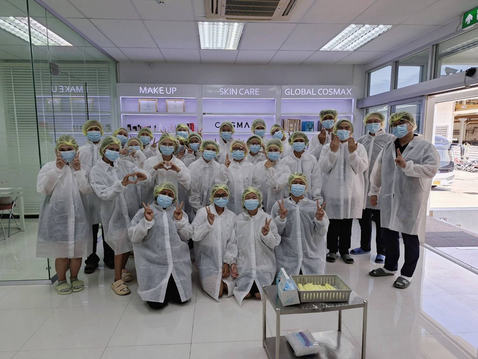 เปิดโลกนอกห้องเรียน สัมผัสสายการผลิตมาตรฐาน GMP สร้างแรงบันดาลใจสู่การทำงานจริง