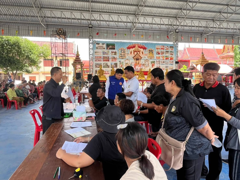 อำเภอโพธิ์ทอง ลุยเคาะประตูบ้าน ช่วยชาวบ้านลงทะเบียนบัตรสวัสดิการแห่งรัฐ 2569 