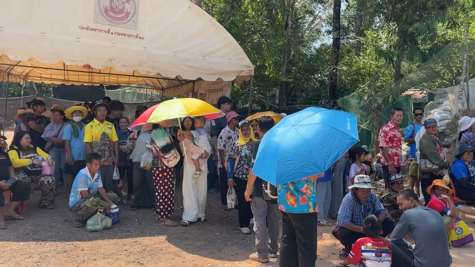 เปิดครั้งแรก! “ปราสาทตาควาย–เนิน 350” คนแห่ทะลัก รถติดยาวหลายกิโล “ทหาร” คุมเข้มพื้นที่