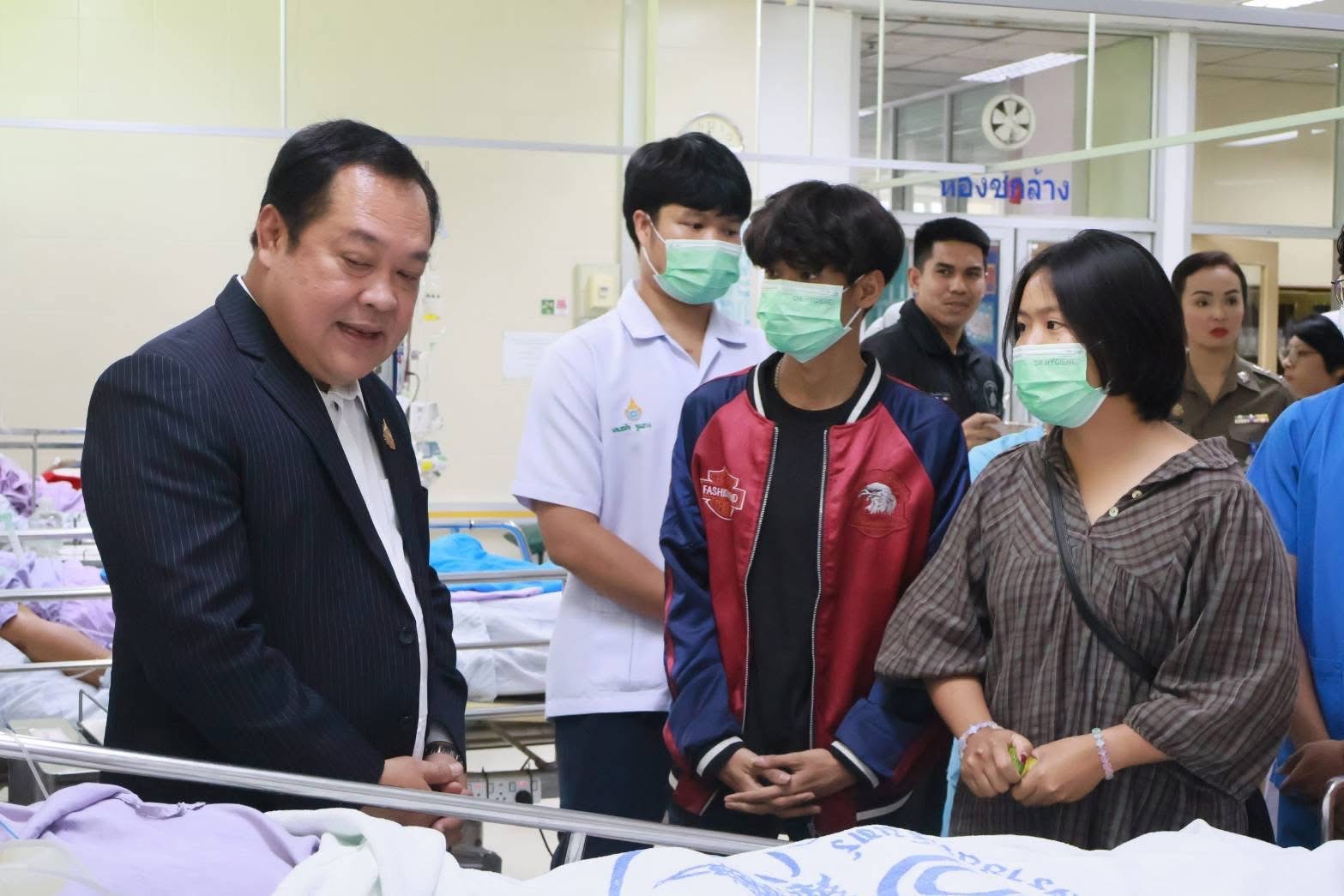 พันตำรวจเอกทวี สอดส่อง ลงพื้นที่นราธิวาส ติดตามแก้เหตุความรุนแรง 3 จังหวัดชายแดนใต้    
