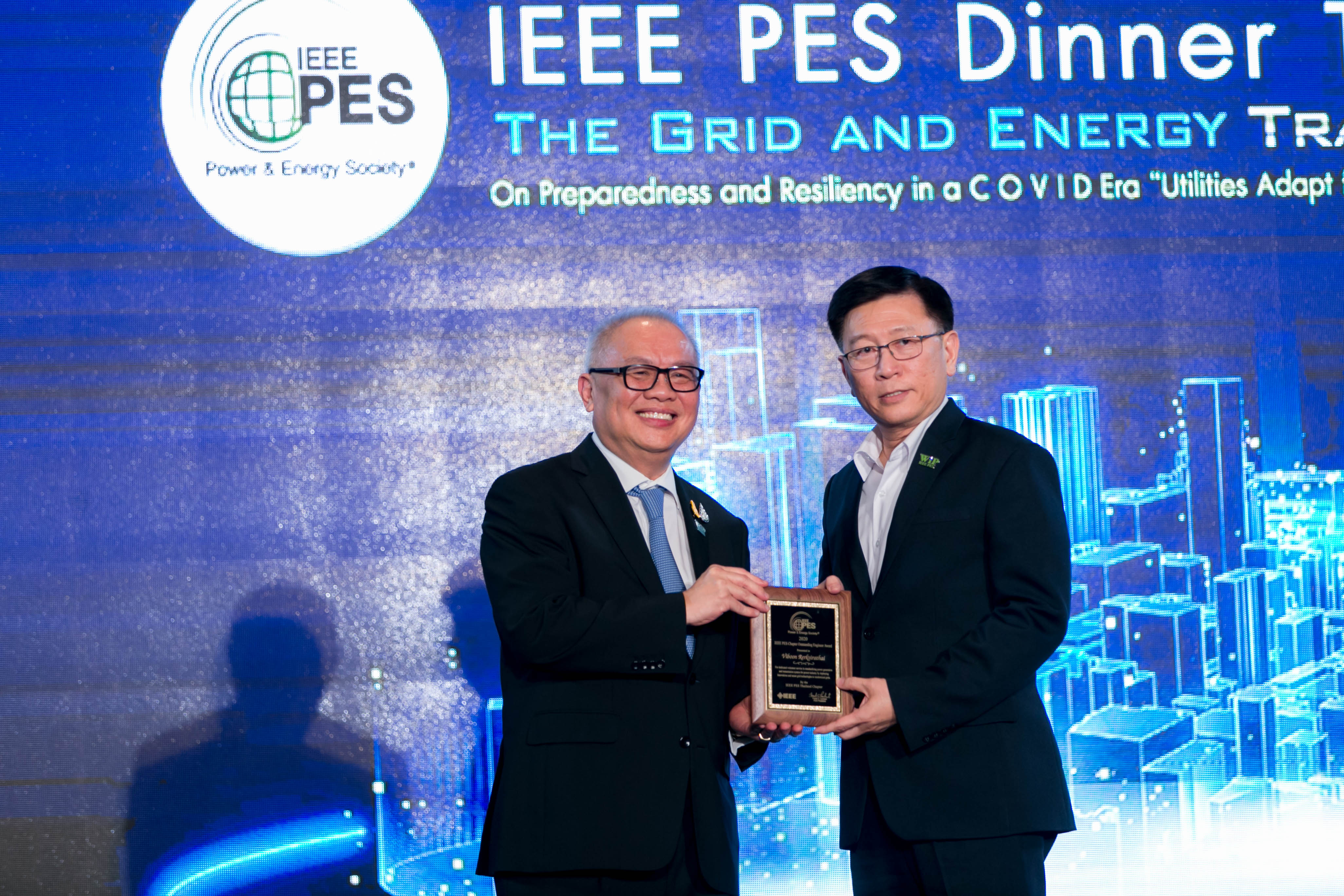 ผู้ว่าการ กฟผ.รับรางวัล IEEE PES Chapter Outstanding Engineer Award 2020 ในฐานะวิศวกรที่มีผลงานโดดเด่นและน่ายกย่องในวิชาชีพวิศวกรรม 	