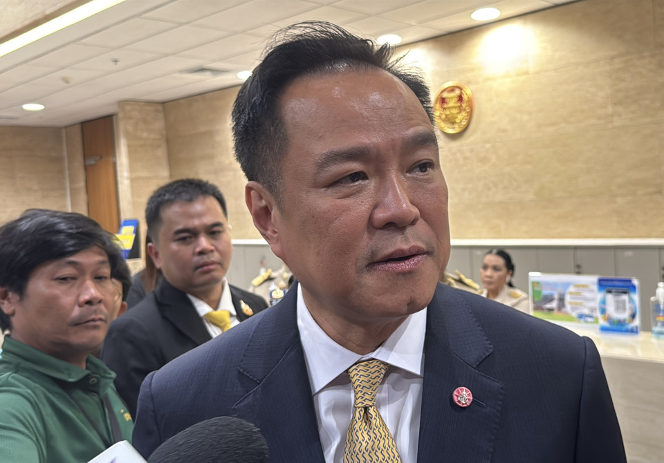 “อนุทิน” ซัด “อดิศร” ข้อมูลมั่ว ให้ “ทวี” ศูนย์คะแนน บอกไม่กลัวอภิปรายดุเดือด ชี้ ขอตอบสิ่งที่เป็นประโยชน์กับ ปชช. 