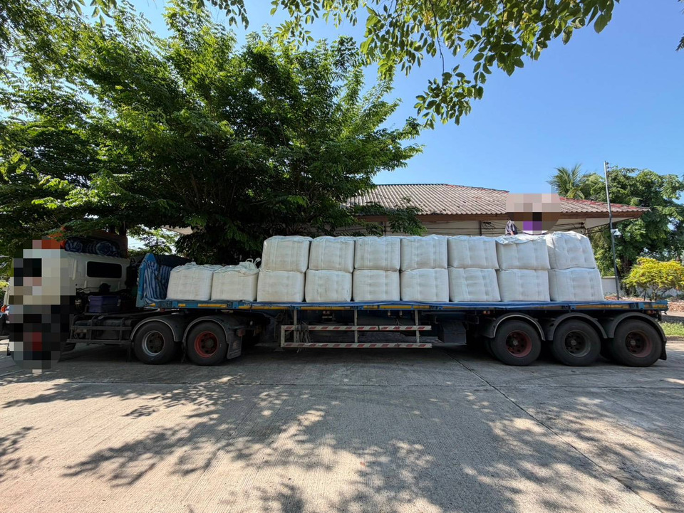 ศุลกากรภาค 2 สกัดจับ “ข้าวสารเถื่อน” 34 ตัน มูลค่า 3 ล้าน ซุกรถบรรทุกกลางบุรีรัมย์  