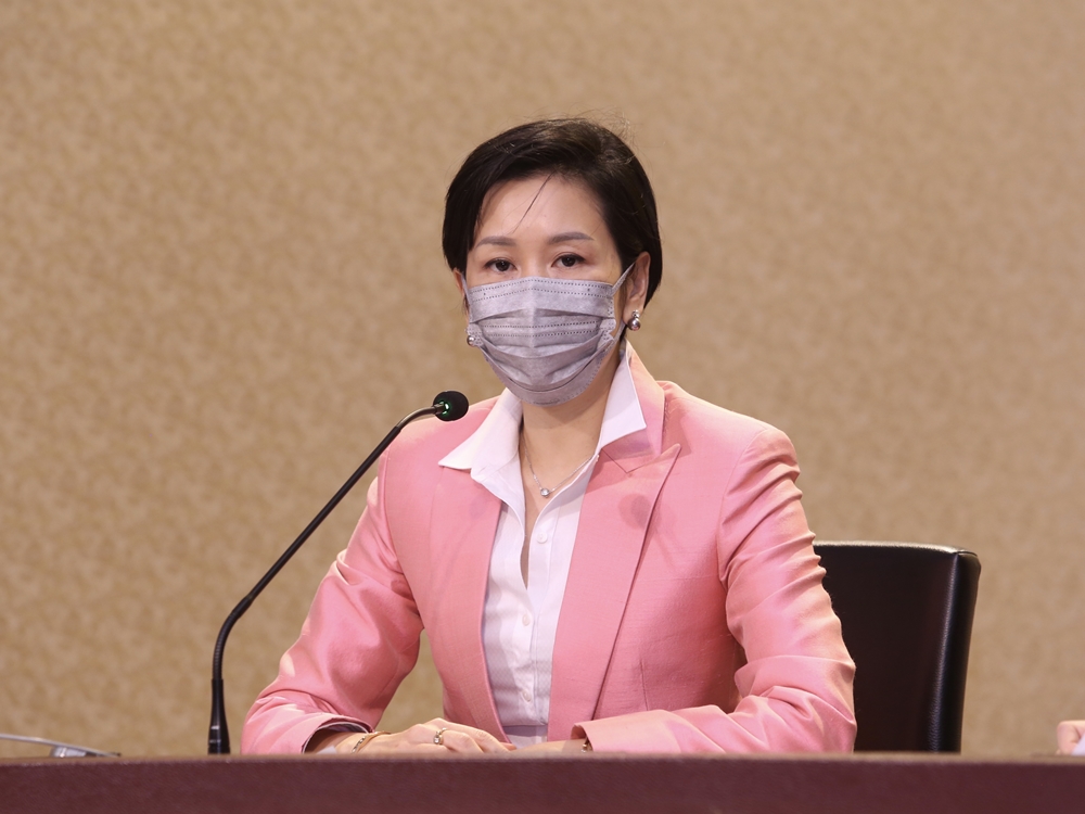 รองโฆษก รบ. เผยนายกฯ ย้ำจุดยืนไม่แก้ม.112 วอนฝ่ายค้าน เข้าใจรมต.ติดประชุมครม. ไปตอบกระทู้สดไม่ได้