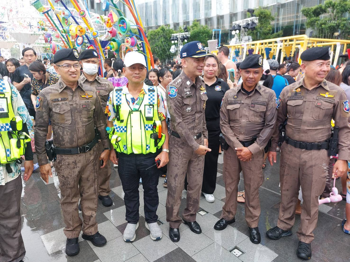 รอง ผบก.ท่องเที่ยว 1 เข้มตรวจเยี่ยมให้กำลังใจผู้ปฏิบัติงาน