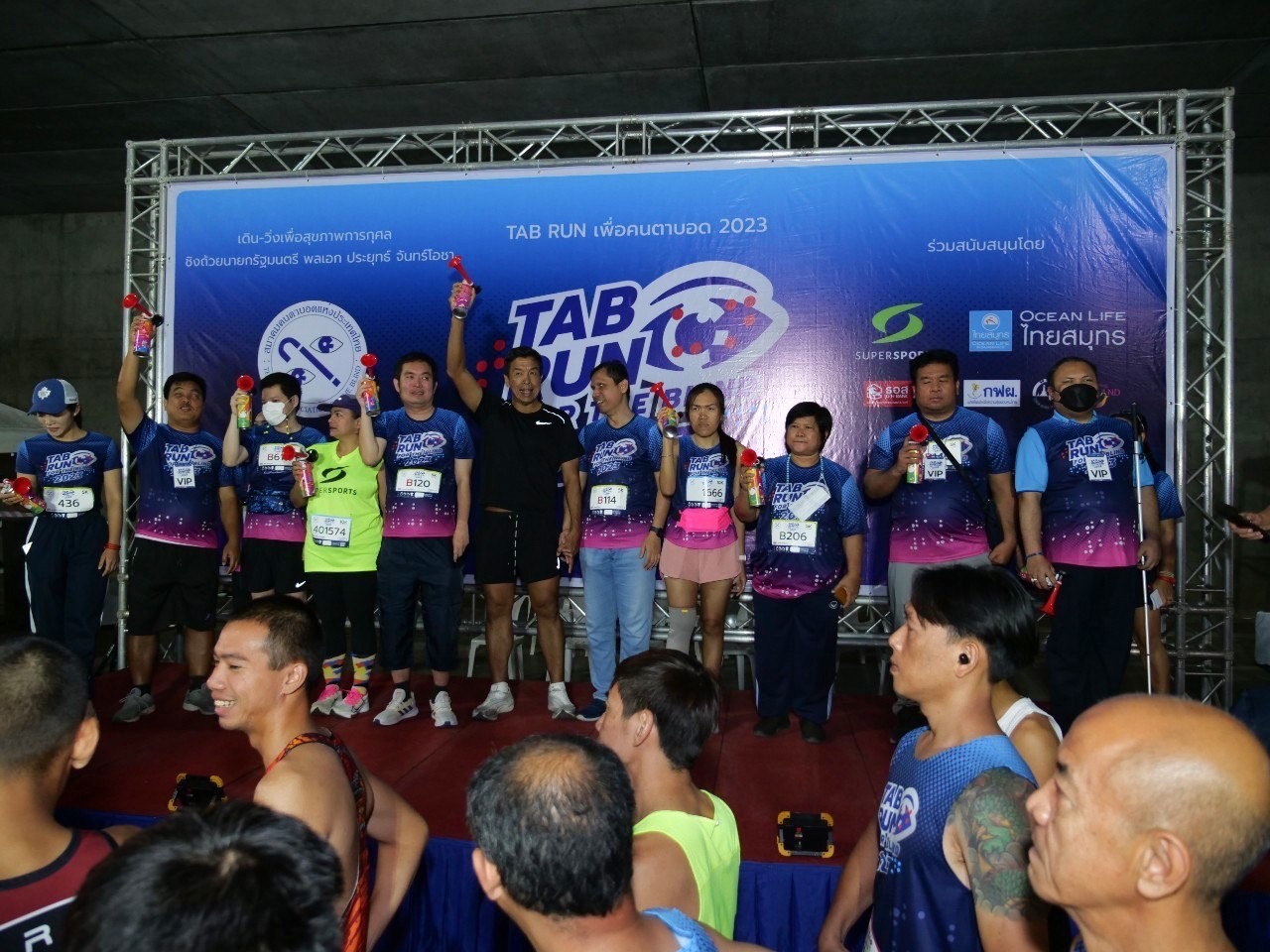 ร่วมด้วยช่วยกัน คนไทยแห่วิ่ง  TAB RUN เพื่อคนตาบอด กว่า 1.6 พัน “เอกกมล” นายกสมาคมฯประกาศจัดต่อปีหน้า