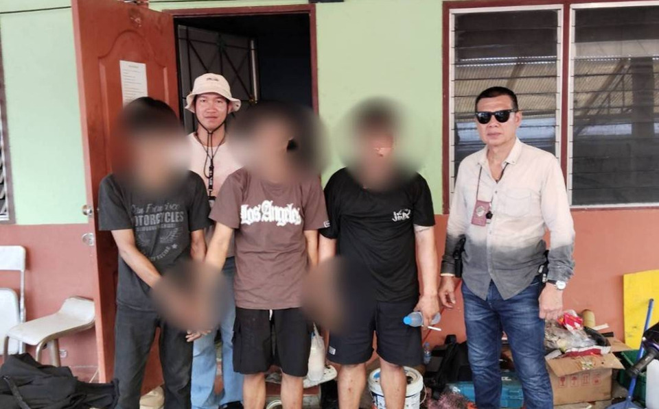 ปลวกแดงเดือด! ชุดสืบกวาดล้างยาเสพติด จับ 5 ผู้ต้องหา ยาบ้า-ไอซ์คาบ้าน