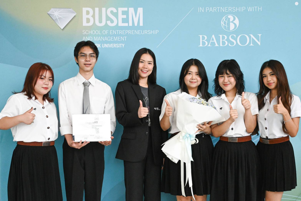 สุดยอดนักศึกษาไทย! ม.กรุงเทพคว้าแชมป์โลก Babson Challenge 2026 เปลี่ยนเปลือกมันสำปะหลังเป็นนวัตกรรมบำบัดน้ำเสีย 