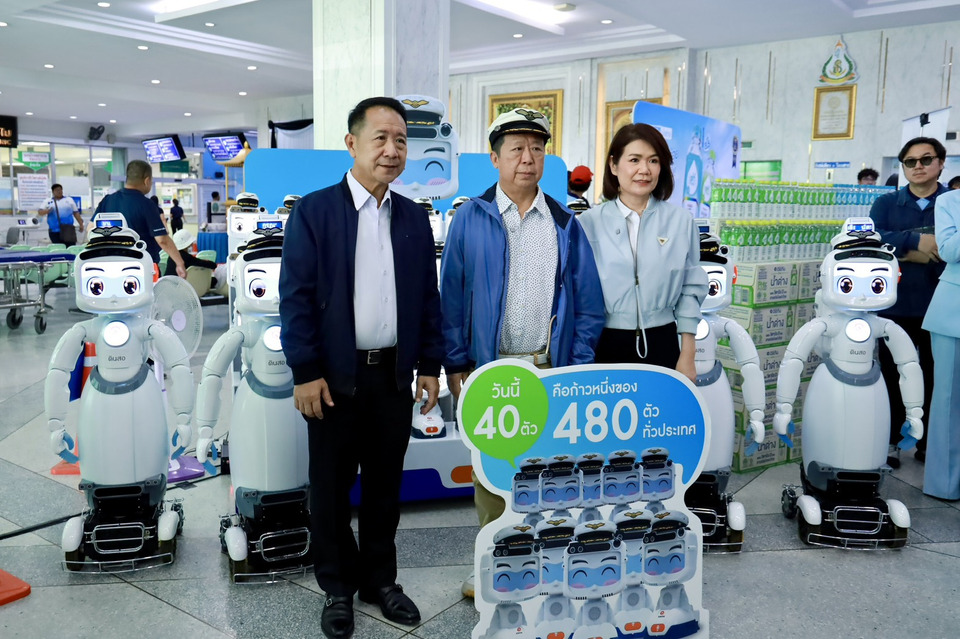 “อิชิตัน” ส่งมอบ “หุ่นยนต์ดินสอ” เคียงข้าง รพ.รัฐ ทุ่มงบ 421 ล้าน กระจาย AI 480 เครื่องทั่วประเทศ