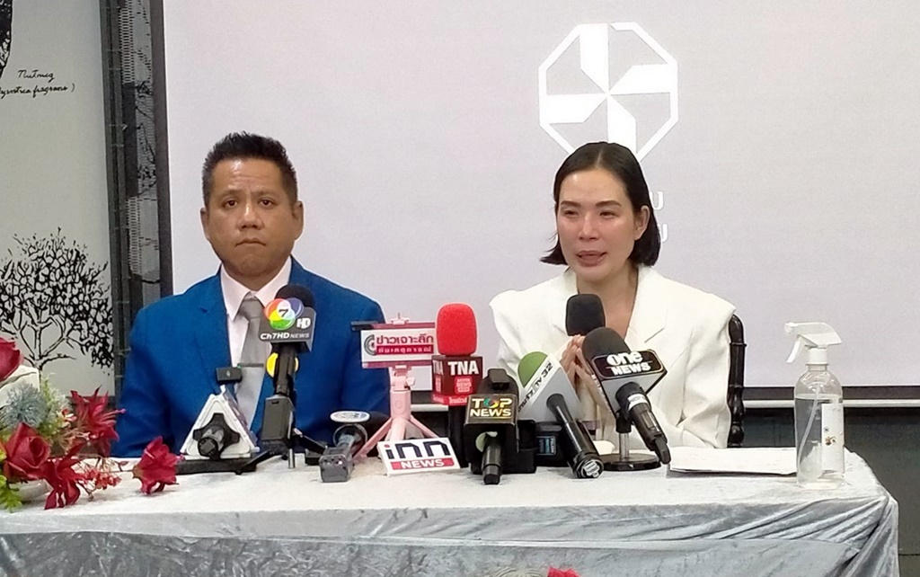 “มาดามฮวงจุ้ย” แจงทุกประเด็นยันผงกระดูกผีไม่มีในศาสตร์ ชี้น้องชายผิดถูกว่าตามกฎหมาย