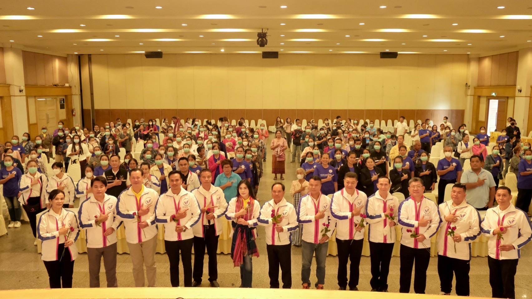 “มาดามหยก” ยกเครื่องจัดประชุมตั้งกรรมการบริหารพรรครวมแผ่นดิน ชุดใหม่ ส่ง ดร.มนตรี นั่งหัวหน้าพรรค