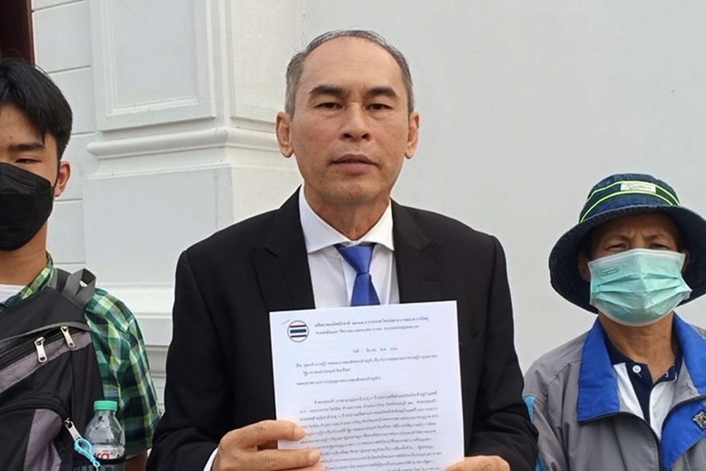 “เครือข่ายคนไทยรักชาติ” ถวายฎีกา หวังยับยั้ง “นายกฯ” เสนอยุบสภาฯ 