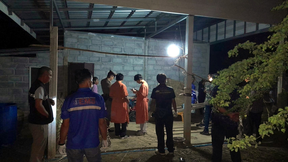 ช้างป่าบุกขอนแก่น! ชายวัย 63 หนีตายไม่ทัน ถูกทำร้ายเสียชีวิตคาบ้าน