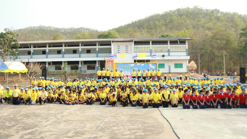 “สพม.19” ร่วมจิตอาสาพัฒนาอ.ศรีบุญเรือง