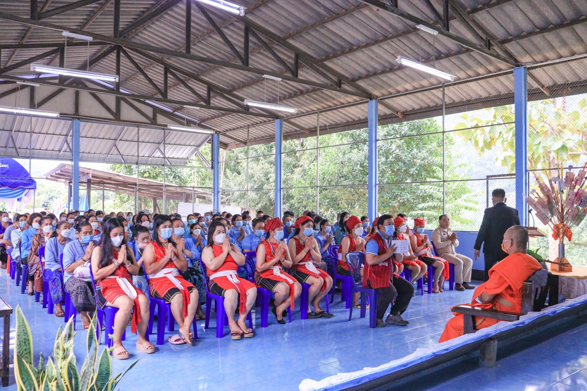 บ้านห้วยผึ้งจัดพิธีอัญเชิญเงินขวัญถุงพระราชทาน