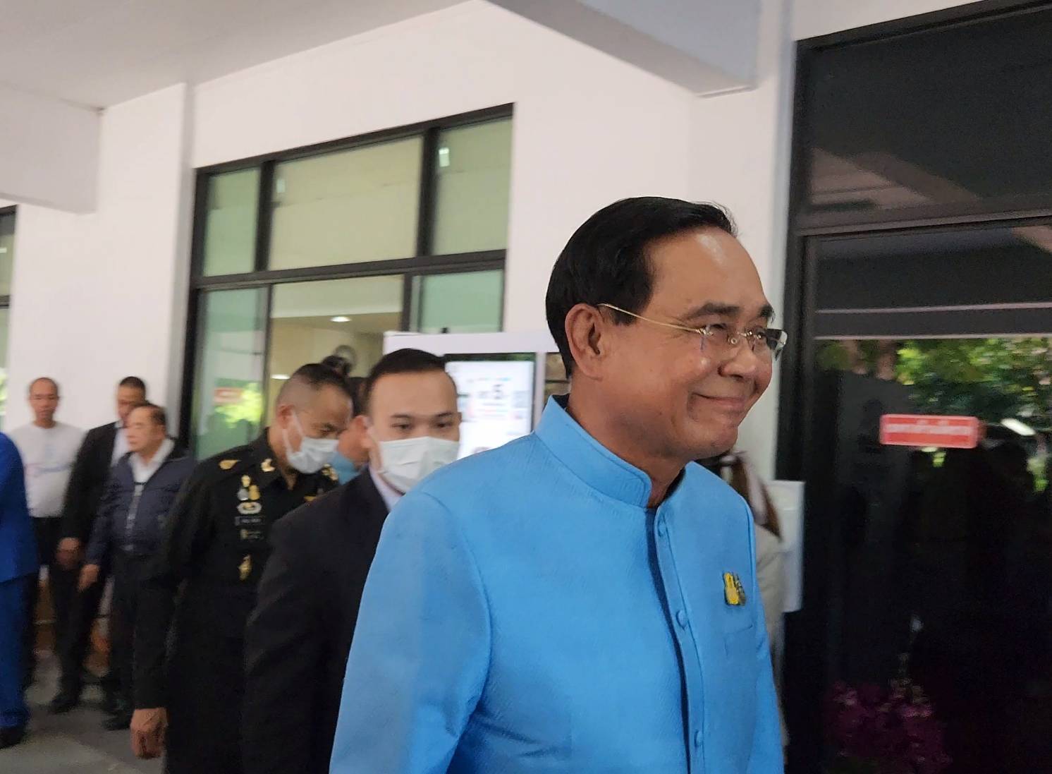 วงถก "3ป." กังวล "เพื่อไทย" พลิกกลับไปจับมือ "ก้าวไกล" 