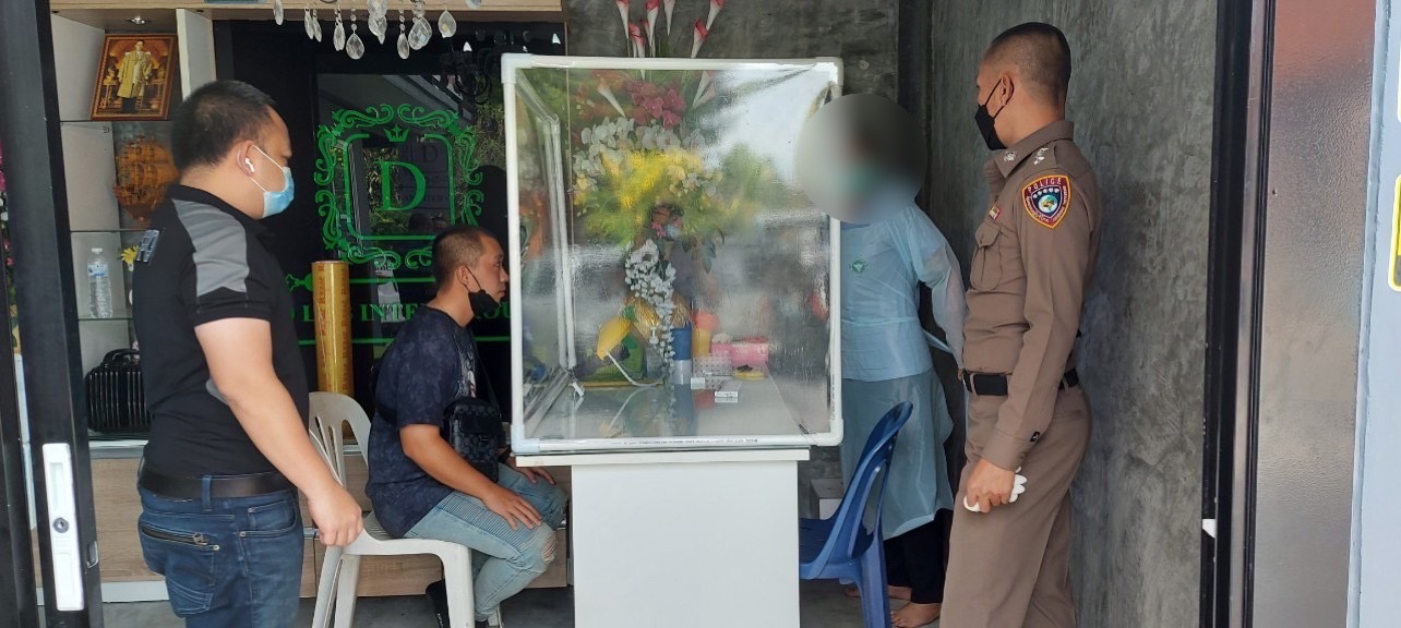 บช.ก.ร่วม สบส.- อย.- สสจ. ปทุมธานี จับกุมคลินิกเถื่อนลักลอบตรวจรับรองผลโควิด-19