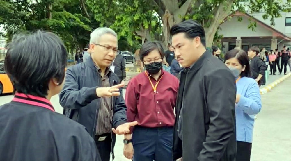 ปลัดฯ พม. ควง "กัน จอมพลัง" ลงพื้นที่ติดตามความคืบหน้าคดีสถานสงเคราะห์เด็กหญิงสระบุรี 