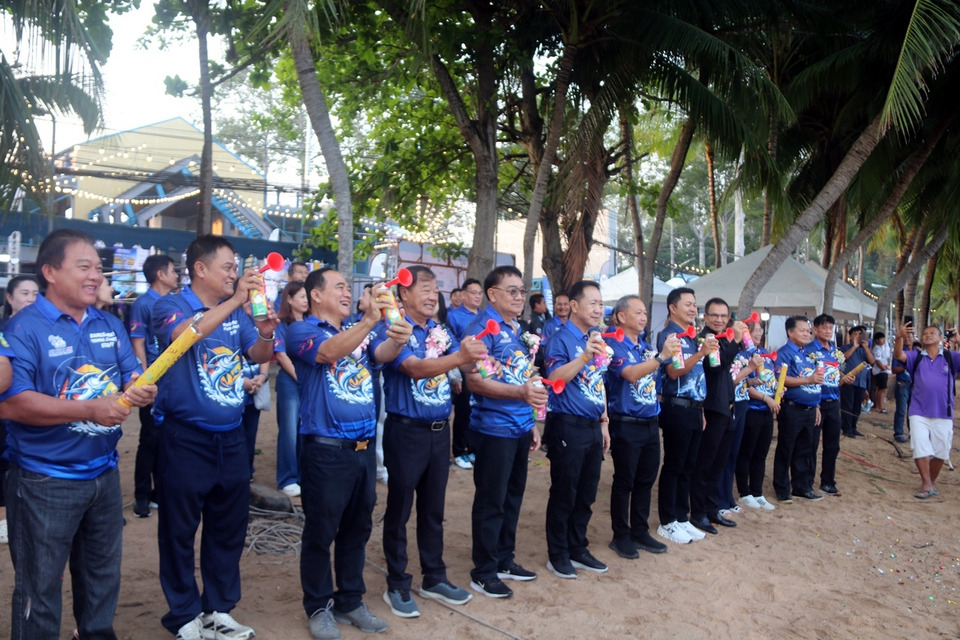 บางเสร่จัดใหญ่ Bangsaray Fishing Games ครั้งที่ 9 เรือกว่า 100 ลำสู่ทะเล