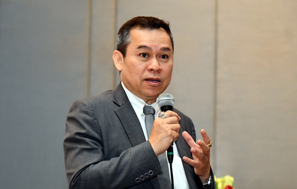 “ซูเปอร์โพล” เผยเยาวชน 42.6% อยากเป็นเน็ตไอดอล ชี้ผลเลือกตั้งสะท้อนพลังคนรุ่นใหม่ เปลี่ยนแปลงสังคมได้  