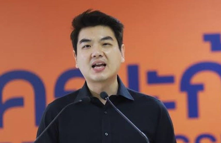 'ปิยบุตร' ลั่นต่อไปไม่ใช่สงครามสีเสื้อ แต่คือการต่อสู้ระหว่าง 'อดีต vs อนาคต'