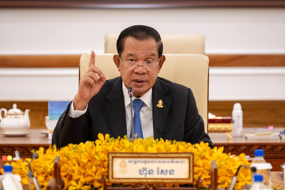 "นันทเดช" ชี้ 5 สัญญาณอันตราย! "จุดจบฮุนเซน" ใกล้เข้ามา เมื่อเขมรหนีตาย-ศรัทธาดิ่ง เศรษฐกิจถึงทางตัน