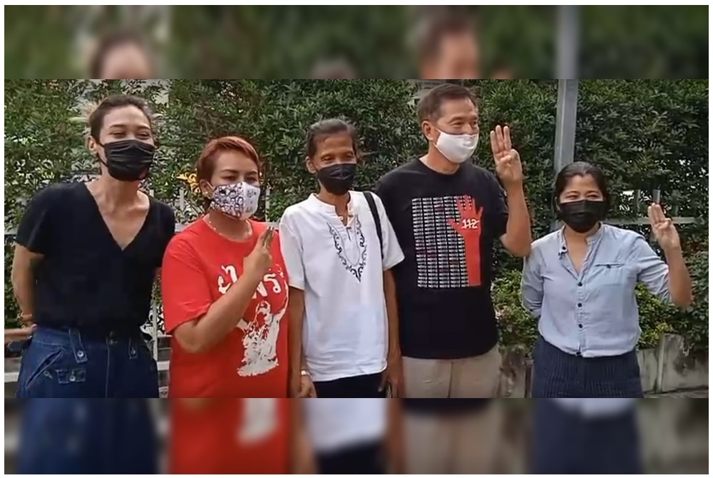 ศาลอนุญาตให้ประกันตัว "ทราย-สมยศ-พิมพ์สิริ-ณัฐนิดา"  ผตห. คดีชุมนุมหน้าราบ 11 พร้อมเงื่อนไข
