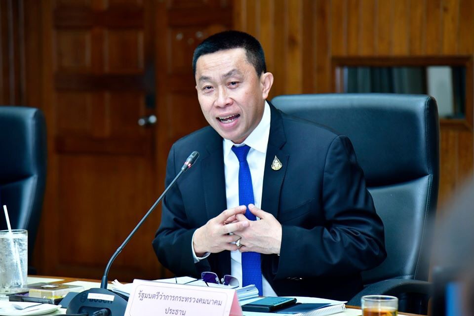 "ศักดิ์สยาม"มั่นใจขยายท่าอากาศยานสุวรรณภูมิรองรับผู้โดยสารเพิ่มขึ้น 45 ล้านคน พร้อมที่จอดรถ-ท่าเทียบเครื่องบินเพิ่ม