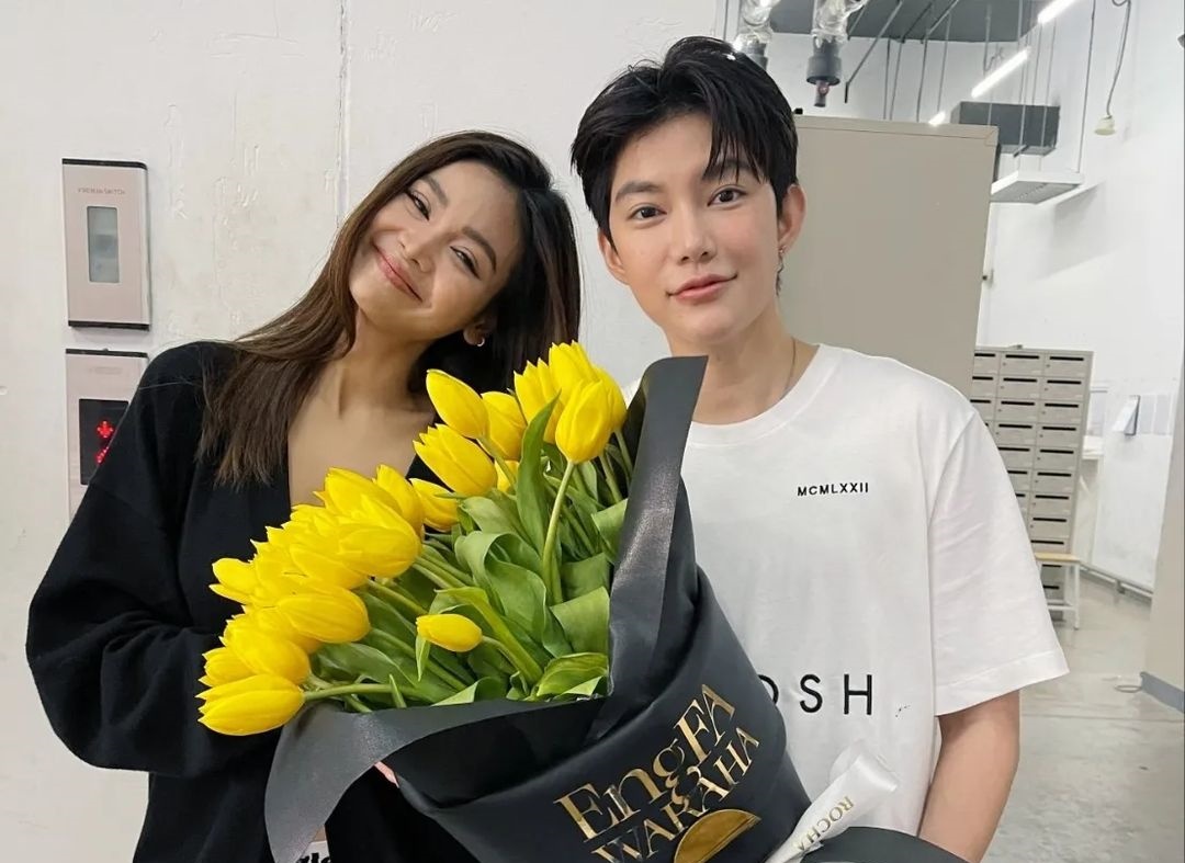 ไม่จบ! "ติ๊นา" โดนแบรนด์น้ำหอมดังยุติสัญญาทันที! เซ่นปมโทรหา "อิงฟ้า" กลางไลฟ์สด