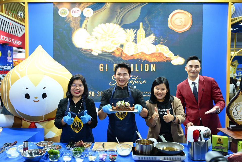 กรมทรัพย์สินฯ โชว์ศักยภาพ GI ไทยงาน THAIFEX รังสรรค์เมนู “โนริทาโก้ข้าวสังข์หยด & เนื้อโคขุนโพนยางคำ” ต่อยอดร้านอาหาร เปิดทางตลาดพรีเมียม