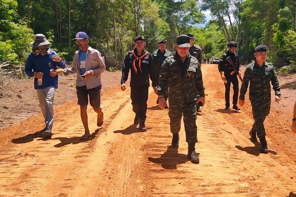 “ลุงโยชน์” ชี้จุดหลงชายแดนสุรินทร์ ยืนยันหลงเขตแดนจริง สยบข่าวลือถูกทหารกัมพูชาจับตัว
