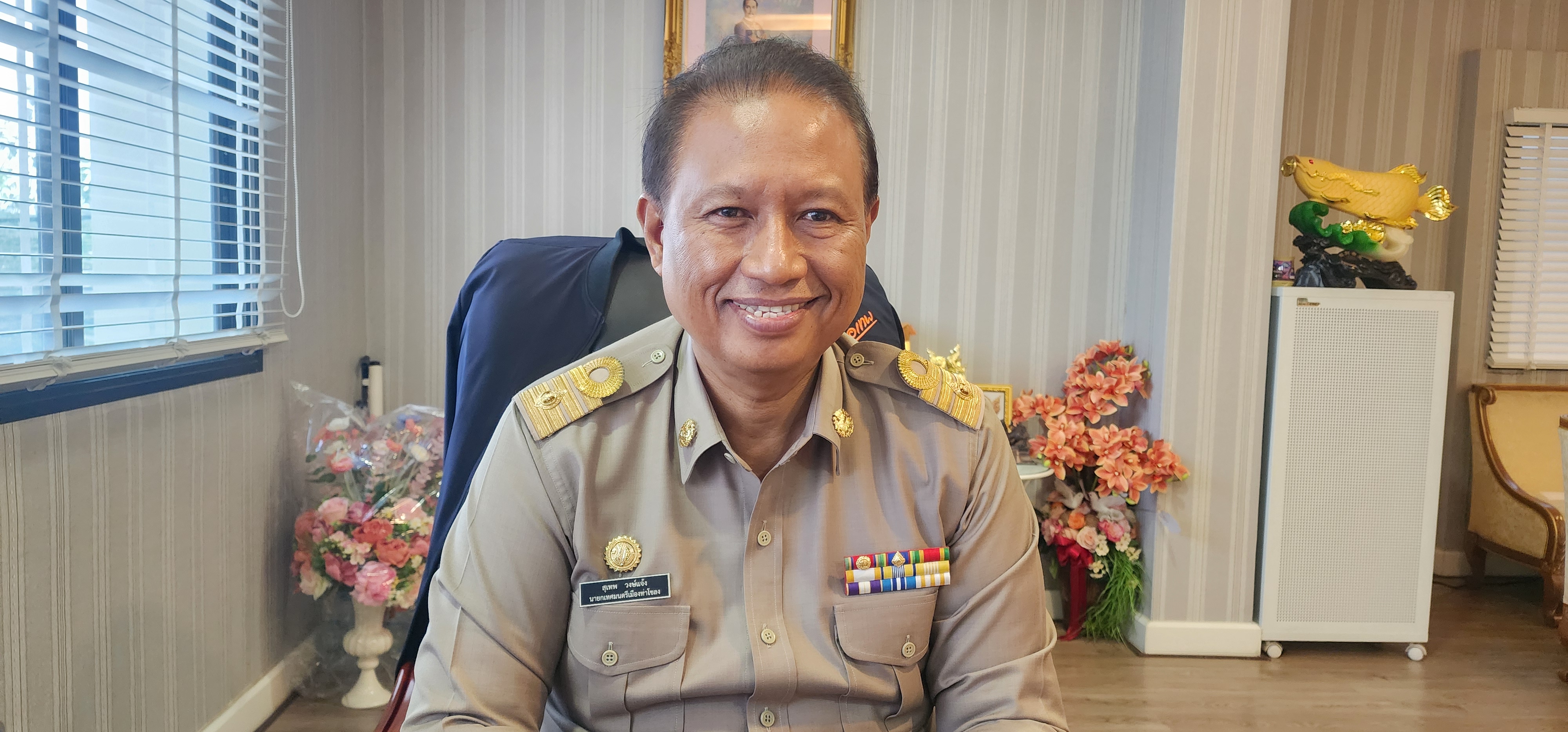 “สุเทพ วงษ์แจ้ง” อดีตนายกเทศมนตรีเมืองท่าโขลง โชว์ผลงานพัฒนา 4 ปี  พัฒนาท่าโขลงสู่เมืองที่มีความสุขอย่างยั่งยืน