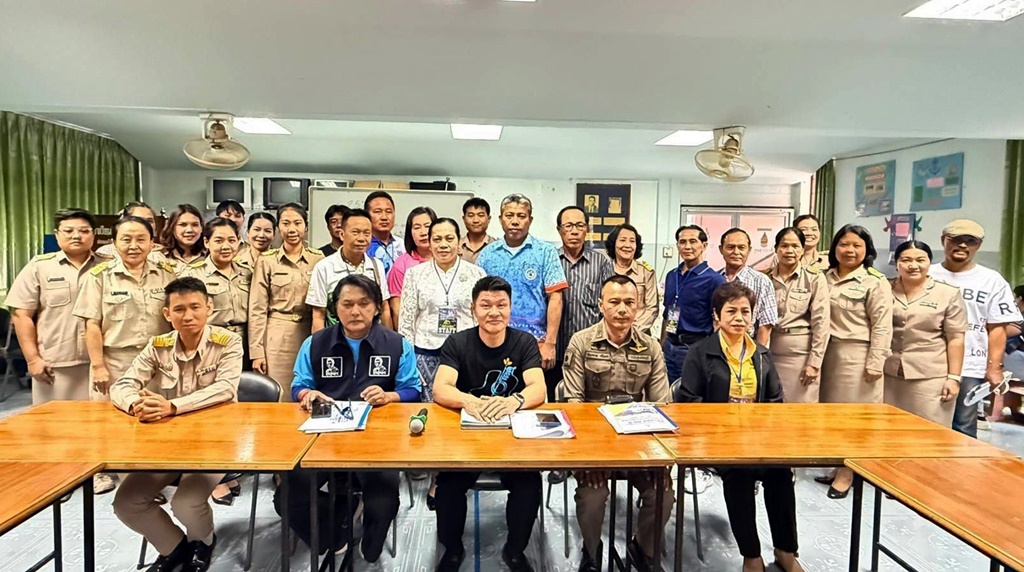 คณะศิษย์เก่า รร.วังหว้าราษฎร์สามัคคี เตรียมจัดคอนเสิร์ตการกุศลเพื่อการศึกษาทอดผ้าป่าสามัคคีพี่ช่วยน้อง