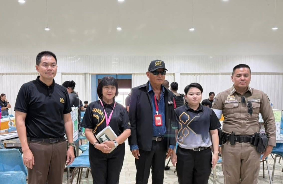 "ศูนย์ประสานงานเลือกตั้ง เขต 2" อ.ไชโย อ่างทอง ส่งมอบ "หีบเลือกตั้ง-บัตรเลือกตั้ง" พร้อมอุปกรณ์ ให้ "กปน.-กปส." 36 หน่วยลต.แล้ว