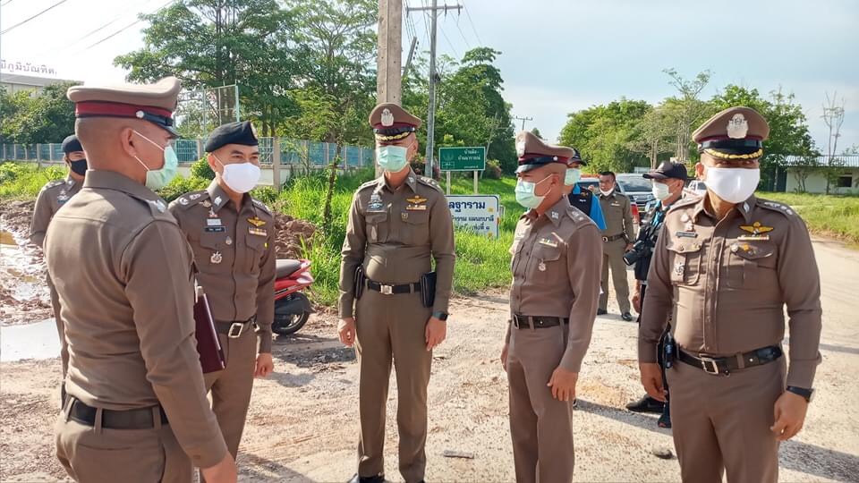 ผู้การตำรวจอุดรธานี ตรวจที่เกิดเหตุรถยนต์ตราโล่ตำรวจ ชนตาหลานดับ 2 ศพ ด้าน พ.ต.ท.คนขับมอบเงินช่วยเหลือเบื้องต้น 2 หมื่นบาท