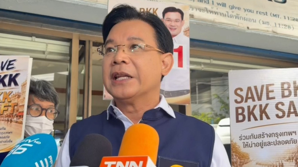 “หม่อมกร” ลุยคลองเตย ชี้ปัญหาระบบสาธารณสุขปฐมภูมิ กทม. ต้องเร่งยกระดับ จี้ทบทวนงบก่อสร้างที่ไม่จำเป็น แก้วิกฤตบุคลากรการแพทย์