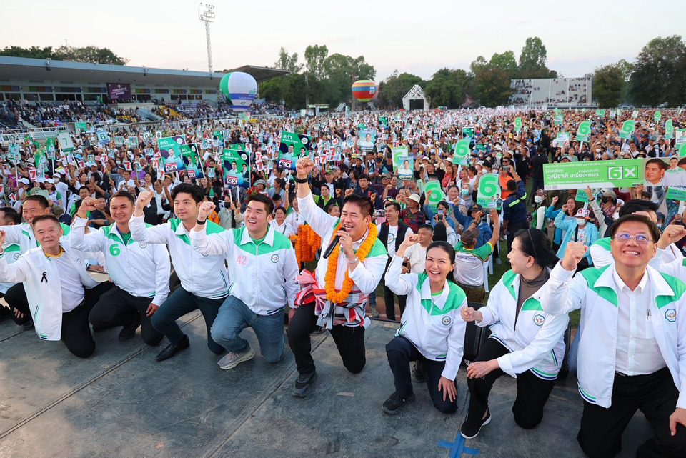 “พรรคกล้าธรรม”ปราศรัยใหญ่เชียงราย “ธรรมนัส–นฤมล”ชวนมาร่วมเปลี่ยนแปลง ย้ำผู้นำรับผิดชอบตัวจริง ไม่เป็นอีแอบ