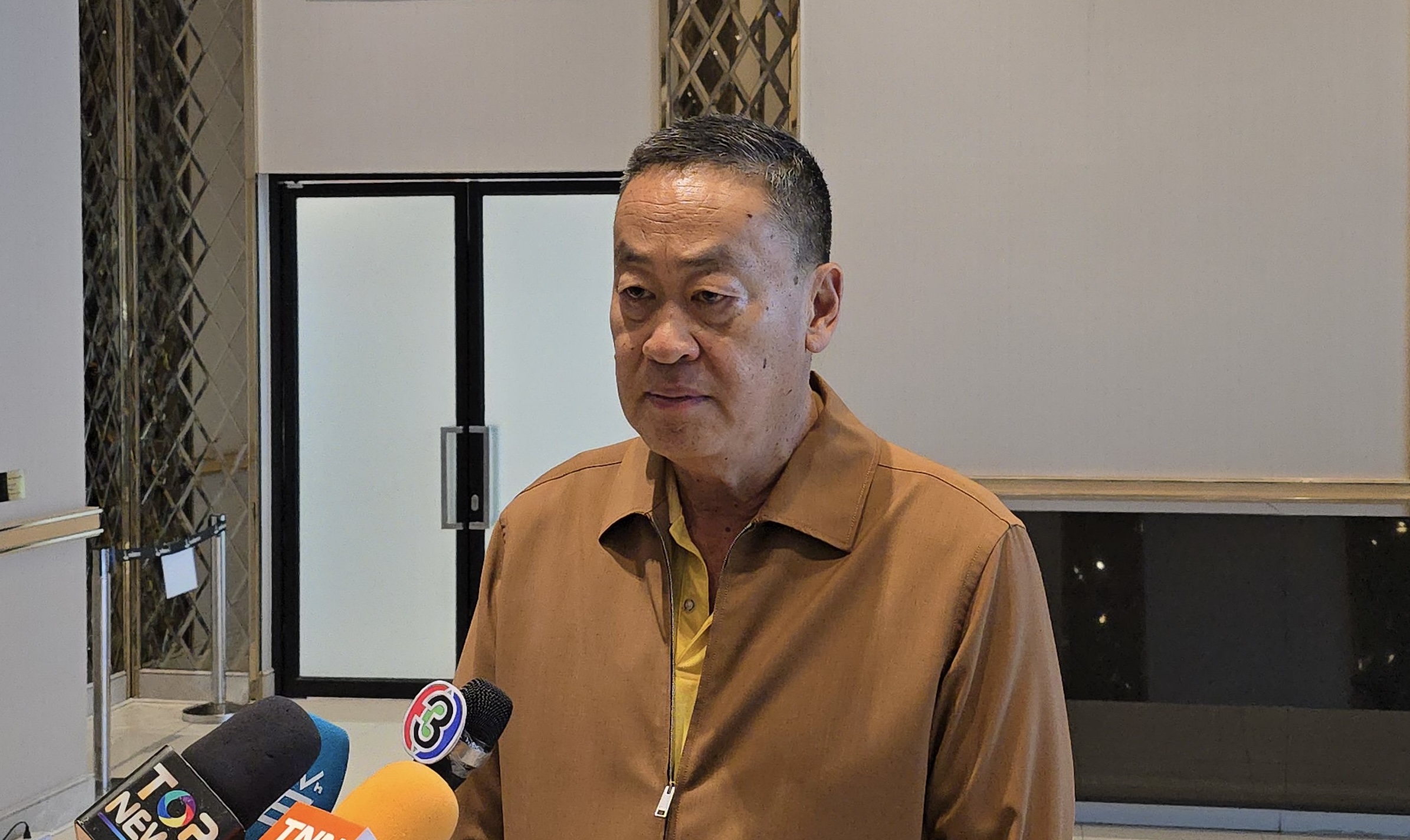 นายกฯ รับมีแก๊งคอลเซ็นเตอร์แทรกซึมในไทย สั่ง "ดีอี" ปราบปรามเด็ดขาด ลุยตัดสายสัญญาณเชียงแสนต่อเนื่อง